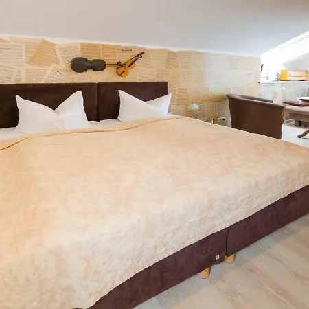 Hotel&ferienwohnungen Bohlenblick 3* Saalfeld Saale