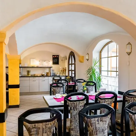 Hotel&ferienwohnungen Bohlenblick Gasthof Saalfeld Saale