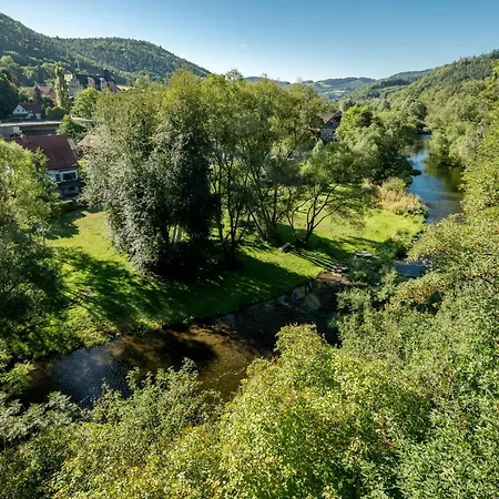 & Bohlenblick Pensión Saalfeld Saale
