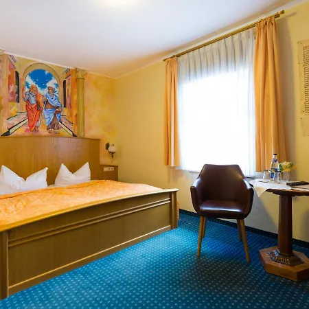 Pensión & Bohlenblick