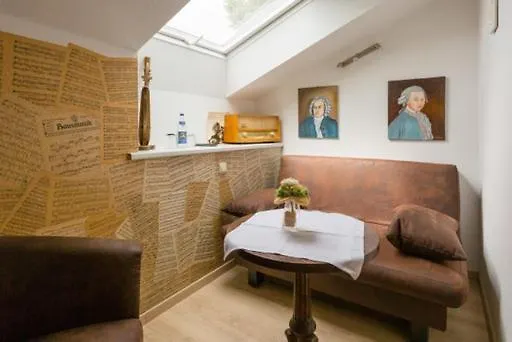 Konukevi & Bohlenblick Saalfeld Saale