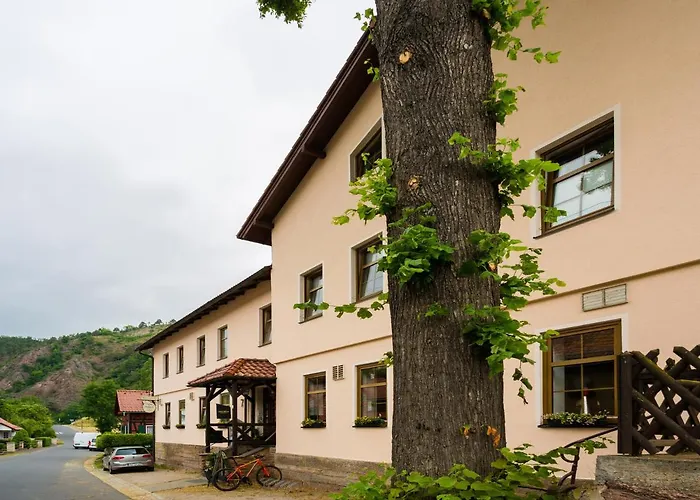 Konukevi & Bohlenblick