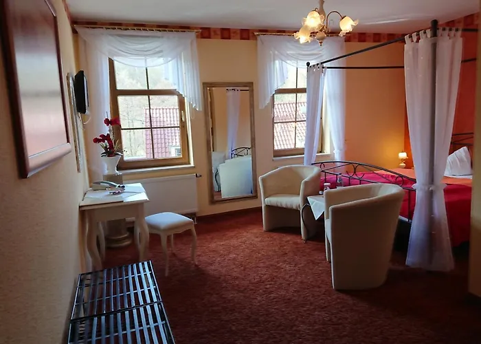 & Bohlenblick Konukevi 3*