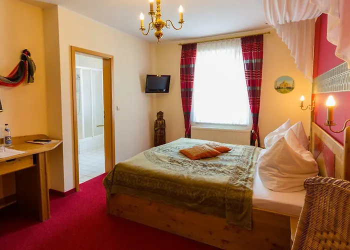 & Bohlenblick Konukevi 3*